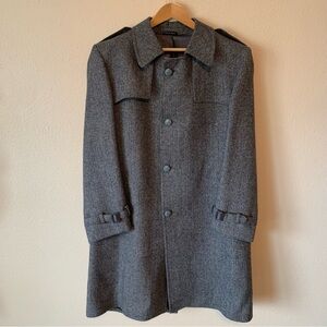 Vintage Pure Wool Coat Tweed Grays Mint Condition Made in France Early 90 size L